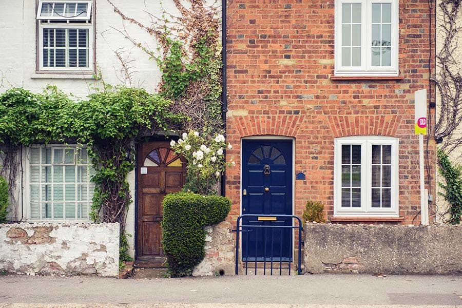 Serving Notice Under the Party Wall Act Reading